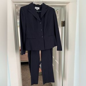 Navy Le Suit pinstripe pantsuit size 14 NWT